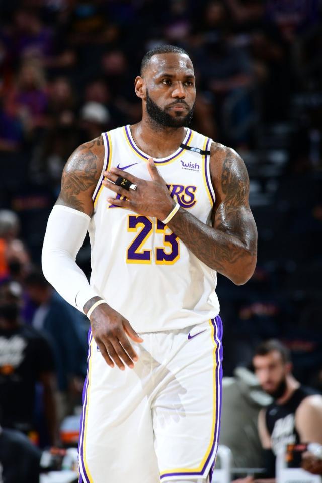 开云官网-NBA官方解释詹姆斯不用隔离:没有疫情传播风险