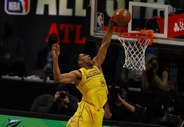 kaiyun-NBA全明星正赛评分：6人获评A级 欧洲内线水土不服